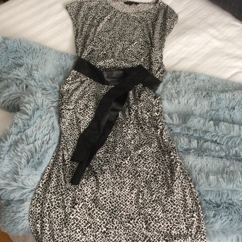 Knee-length comfortable Leopard print dress